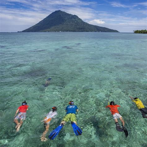 Snorkeling Bunaken and Manado Bay - Murex Resorts