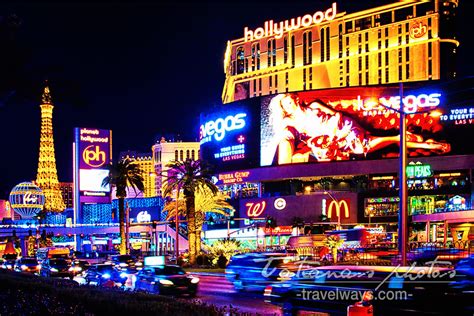 Las Vegas Strip at Night Fashion Design - VegasGreatAttractions