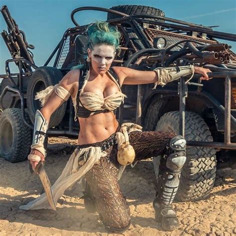 Mad Max Cosplay, Mad Max Fury Road, Apocolypse, Cartoon Books, Chic Art ...