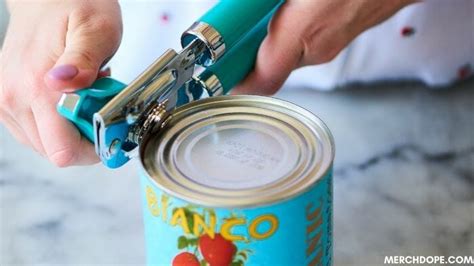 How To Use a Can Opener? - Eatlords