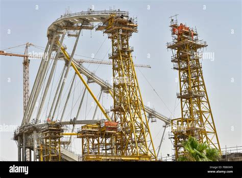 Qatar stadium construction hi-res stock photography and images - Alamy