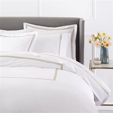 Hotel Linen Contain | Hotel Linen Supply | Hotel Bedding for Sale