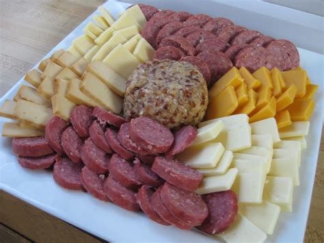 Chow Bella: Holiday Meat and Cheese Platter