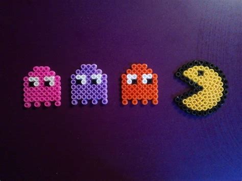 PacMan By BambooCocoa | Manualidades, Llaveros hama beads, Hama beads