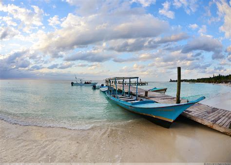 Beaches in Roatan, Honduras Places Around The World, Around The Worlds, Epic Journey, Sail Away ...