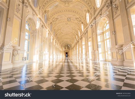 36,473 Royal palace interior Images, Stock Photos & Vectors | Shutterstock