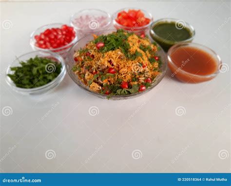 Bhel Chaat in a Plate with Onion,tomato, Pomegranate, Tamarind Water ...