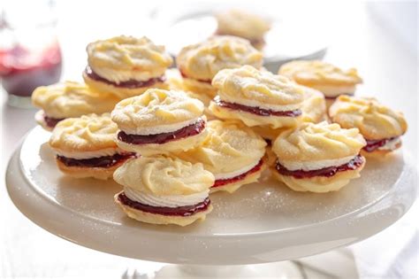 Mary Berry's Viennese Whirls - Saving Room for Dessert