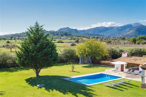 Family villa in Puerto Pollensa with large outdoor space with private pool and t - UPDATED 2022 ...