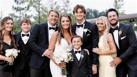 Video Luke Bryan honors late sister, brother-in-law at niece's wedding ...