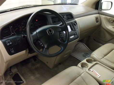 Ivory Interior 2003 Honda Odyssey EX-L Photo #39819872 | GTCarLot.com