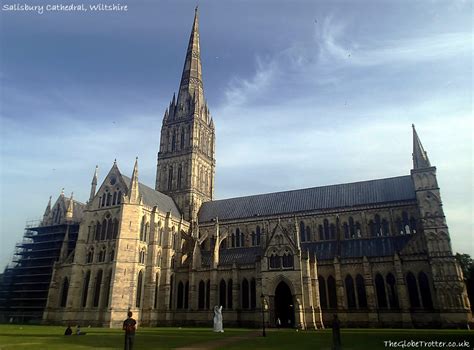 The Salisbury Cathedral in Wiltshire, England - The Globe Trotter