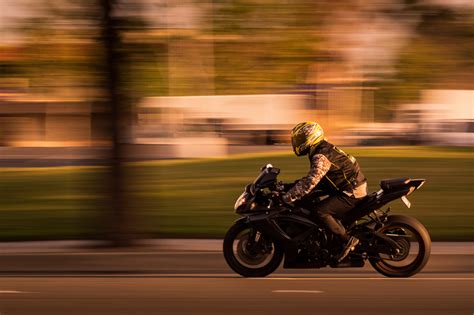 How to Hold a Camera and Panning Tutorial - SLR Lounge