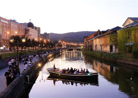 The Otaru Canal Cruise: Enjoy the Sea and Gorgeous Brick Buildings! | LIVE JAPAN travel guide