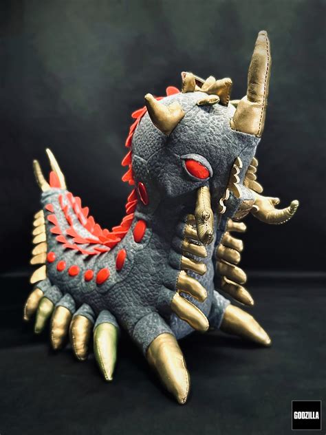 Mothra Larva Plush | atelier-yuwa.ciao.jp