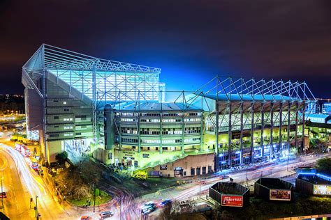 Newcastle Photos | St. James' Park at Night Newcastle photos, newcastle ...