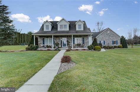 858 Pine Stump Rd, Chambersburg, PA 17202 | Zillow