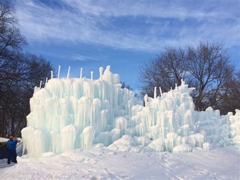 2015 Minnesota Ice Castles - The Vacation Gals