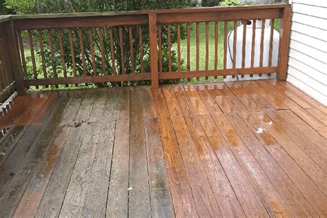 Deck Pressure Washing_Before and After - Evergreen Cleaning Co