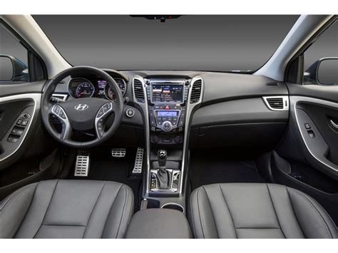 2016 Hyundai Elantra: 80 Interior Photos | U.S. News