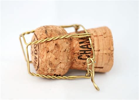 champagne-cork-image | Effervescence