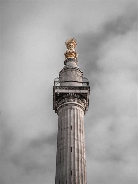 The Monument to the Great Fire of London · Free Stock Photo