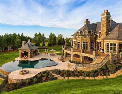 15 Luxury Homes with Pool – Millionaire Lifestyle – Dream Home – Gazzed