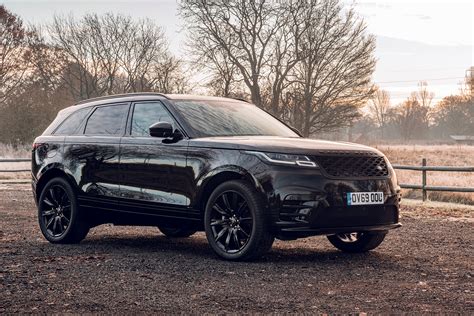 2020: Range Rover Velar Black Limited Edition adds kit and style | Parkers