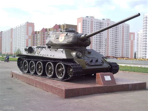 North Korea’s Ancient Cold War Tanks Belong in a Museum | The National ...