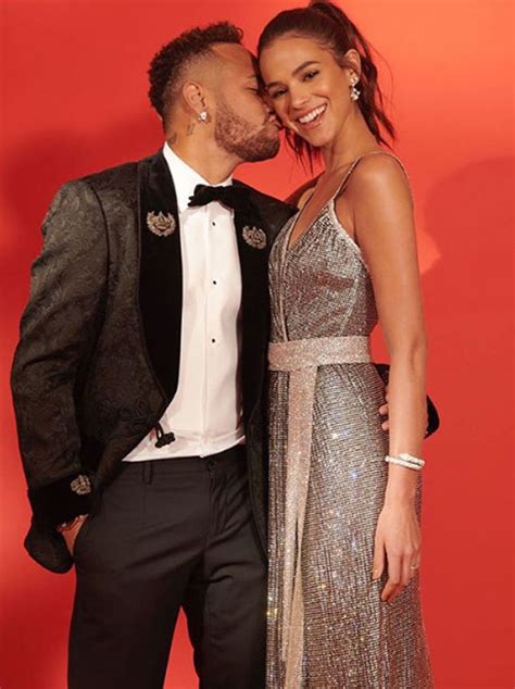 Neymar and girlfriend Bruna cosy up on Instagram during Real Madrid ‘transfer' news | Celebrity ...