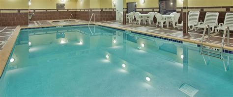 Hampton Inn & Suites Aberdeen, a South Dakota Hotel