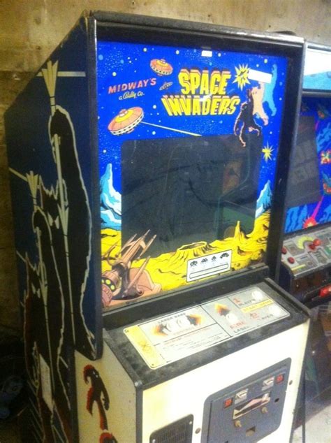 Buy Original Space Invaders arcade machine | Arcade Direct