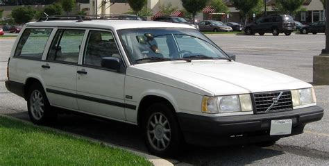 File:Volvo 940 Turbo wagon -- 09-28-2011 2.jpg