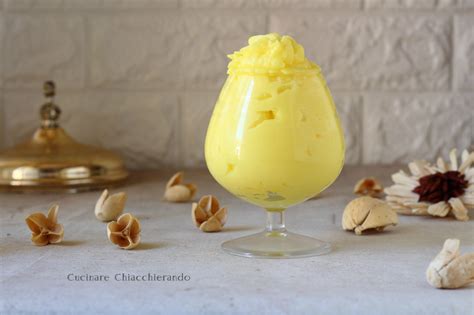 Come preparare la crema pasticcera. Ricetta classica senza panna - Cucinare Chiacchierando