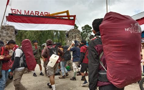 3 Kejadian Evakuasi Pendaki di Gunung Marapi yang Paling Heboh - Kata Sumbar