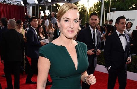 Belleza y elegancia: los looks más impactantes de Kate Winslet para celebrar su 45 cumpleaños ...