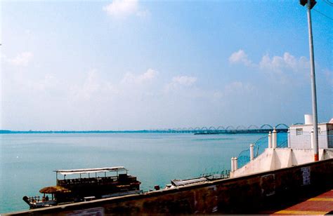 Rajahmundry Travel Guide, Places to see, Attractions - Trodly