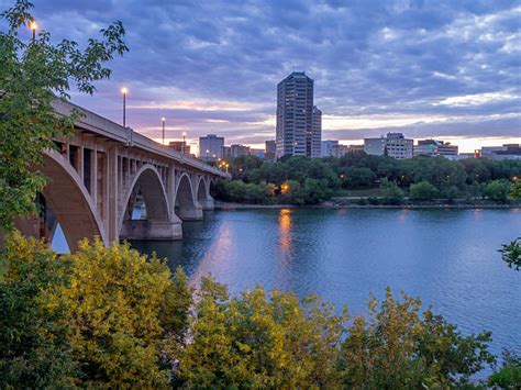 60+ Saskatoon Skyline At Night Stock Photos, Pictures & Royalty-Free Images - iStock