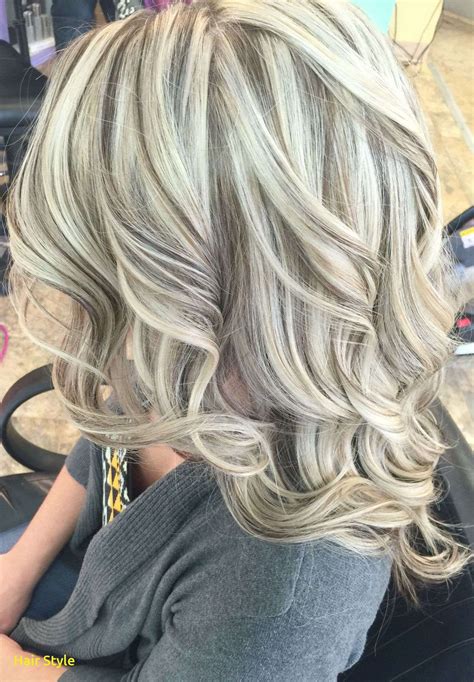 Inspirierend kühles blondes Haar | Frisuren, Blonde haare und Haarfarben