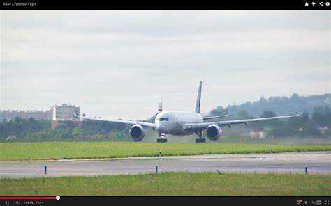 A350 XWB first flight (pictures) - CNET