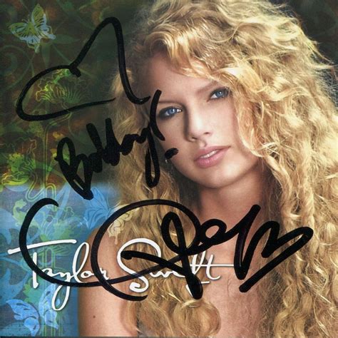 Taylor Swifts Real Signature