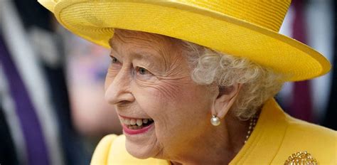 20 Shocking Facts About Queen Elizabeth You Probably Never Knew