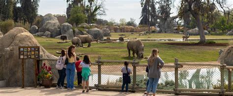 Choose Your Experience - Fresno Chaffee Zoo