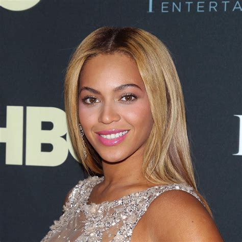 Oh, Look—An Eye Makeup Look You Can Steal From Beyonce Using Two ...