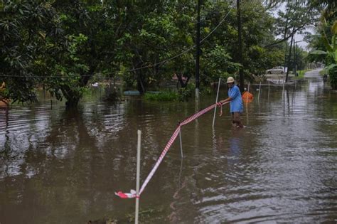 Expert says Malaysia’s early warning system needs upgrade, flood risk map not reaching community ...