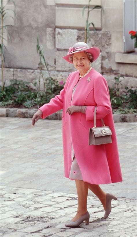 Remembering Queen Elizabeth: A Look Back at Her Style Over the Years ...