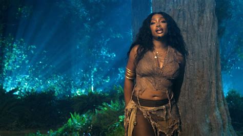 SZA's 'Saturn' elevates expectations for her soon-to-release album 'Lana' - HYFIN