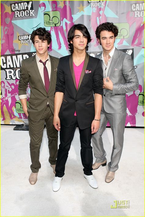 Photo: jonas brothers camp rock premiere 24 | Photo 1197001 | Just Jared