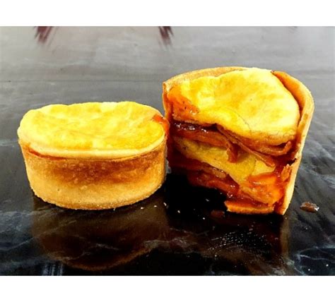 Donner Meat with Chilli Sauce Pies 2 pack