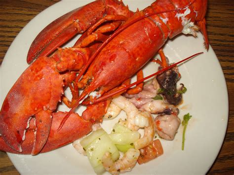 Go Gin Chow: Boston Lobster Feast, Kissimmee